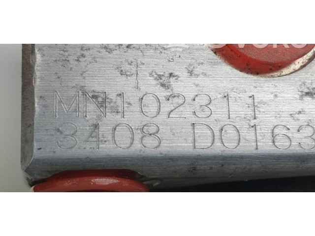 Блок АБС MN102311 Mitsubishi Outlander 2001 - 2007 года