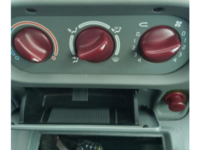 Вентилятор печки    7701205195   Renault Twingo I