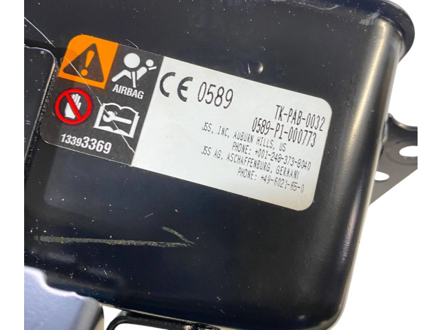 Подушка безопасности пассажира P68282914AD, 13393369 Dodge Charger