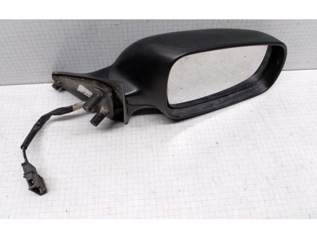 Зеркало электрическое правое Volkswagen Golf IV 1998-2005 года
