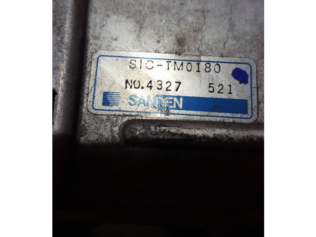 Интеркулер  SICTM0180, N04327   Subaru Forester SJ 