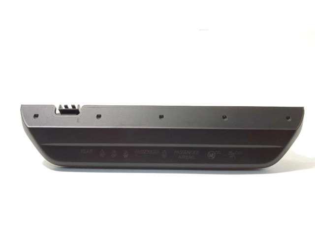 Блок управления BDEL55260B Mazda 3