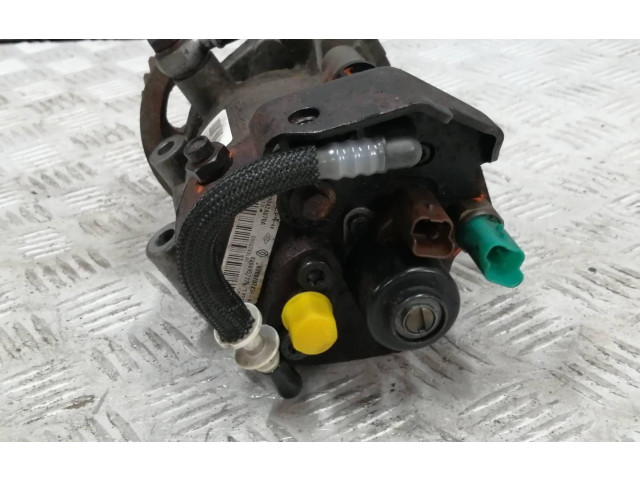 Топливный насос