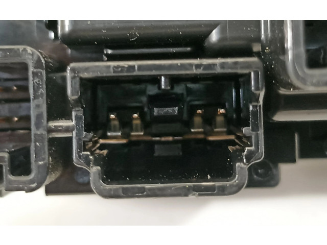 Подушка безопасности водителя DE4H66CS0 Mazda CX-3