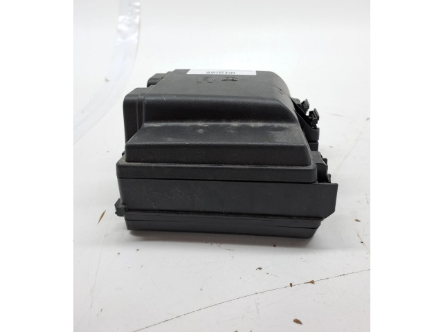 Блок предохранителей 2540853, NX6T14D068EAC   Ford Focus    