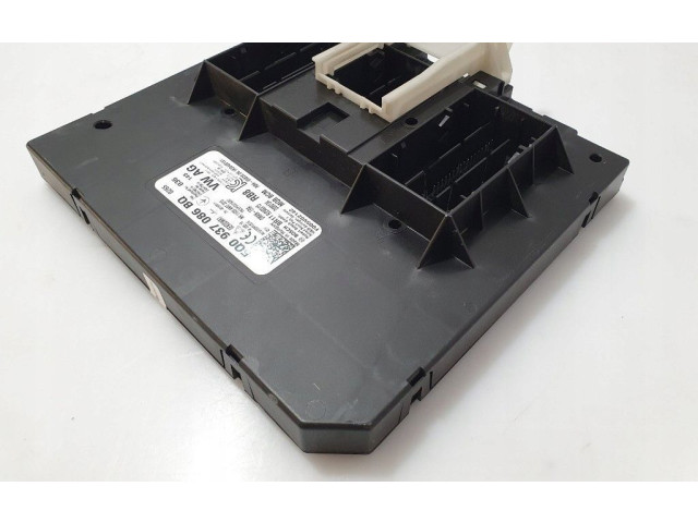 Блок комфорта 5Q0937086BQ Audi Q3 8U