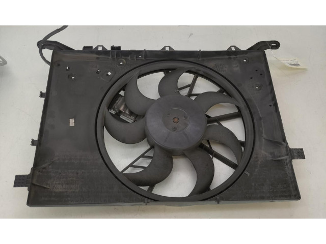 Вентилятор радиатора 30749759 Volvo V70