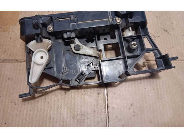 Блок управления климат-контролем MR167502   Mitsubishi L200