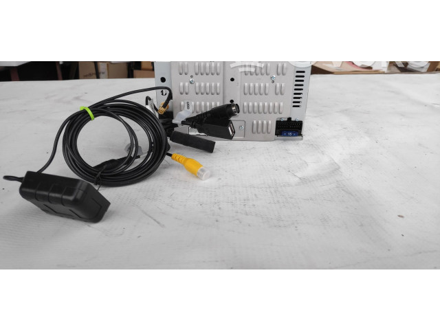 Дисплей 10R-042673 Toyota RAV 4 (XA40)