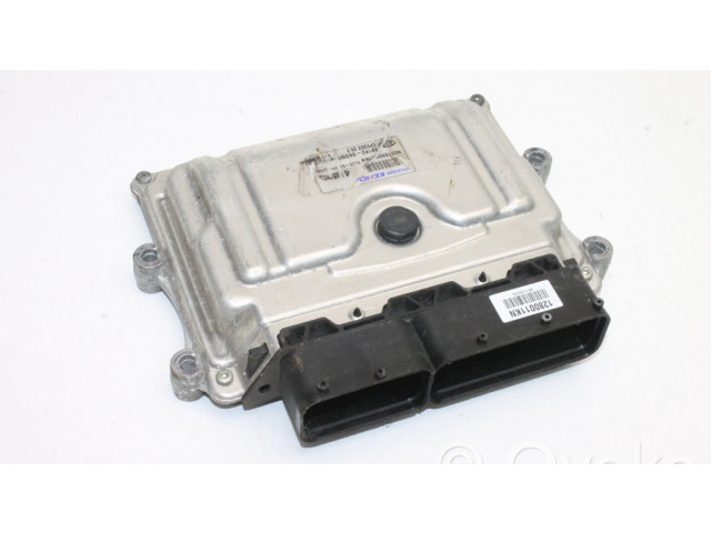 Блок управления двигателя 391F204DD0, 9001280011 KIA Ceed