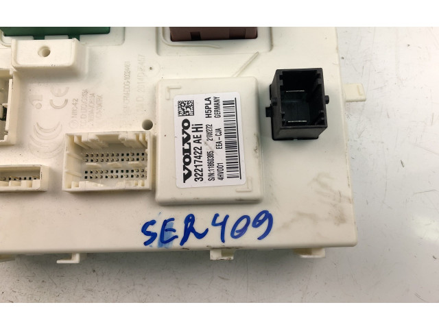 Блок предохранителей  32217422AE   Volvo V60    