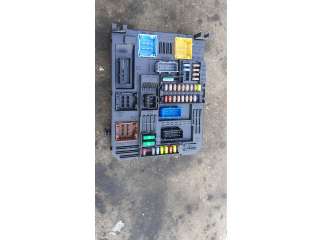 Блок комфорта 9819851480 Citroen C4 Cactus