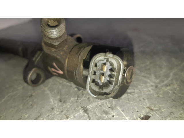 Vstřikovač Ford Focus C-MAX pro naftový motor 1.6