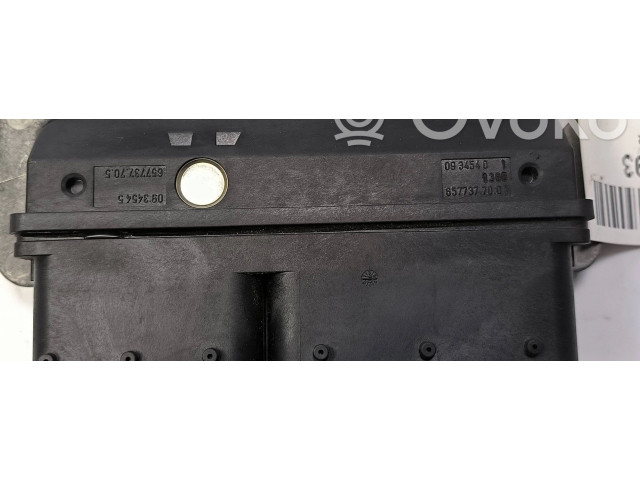 Řídící jednotka A2710106345SILNIKA Mercedes-Benz C W203 2006