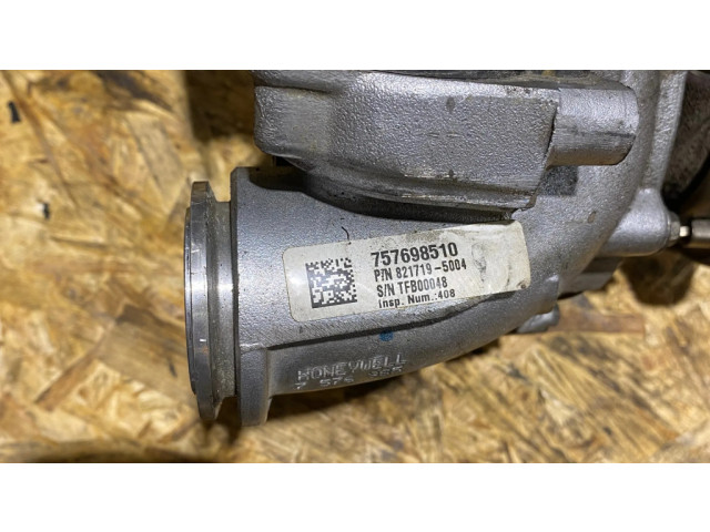 Turbodmychadlo Турбина 7576985, 8217195004 BMW 5 F10 F11 4.4 N63