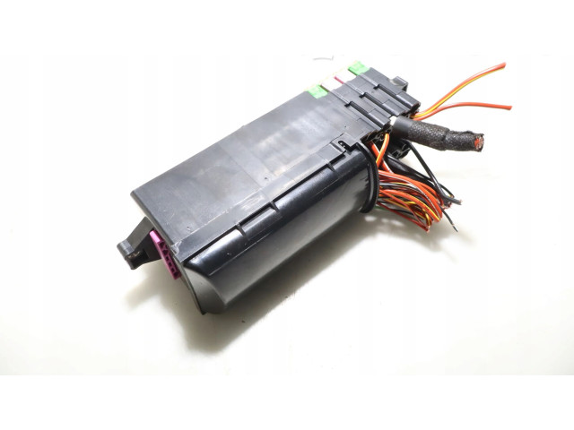 Блок предохранителей Skoda Fabia Mk3 (NJ)