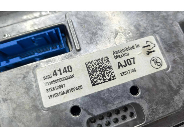 Přístrojová deska  Cadillac Escalade IV 2016 84054140, 812812097  
