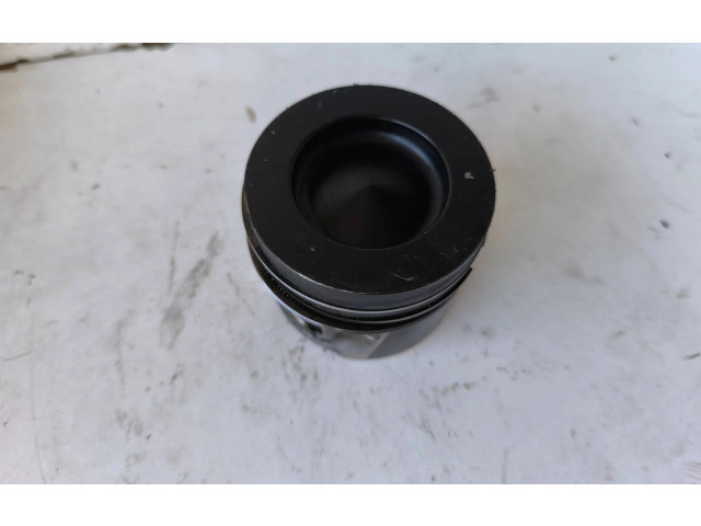 Píst 79L98   Volkswagen Caddy     