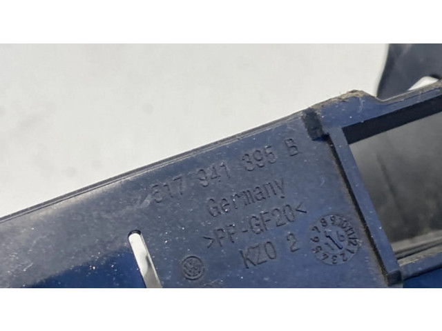 Pojistková skříňka 517941395B Volkswagen Golf Sportsvan 2015