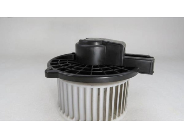 Вентилятор печки 8727001790 Mazda CX-3