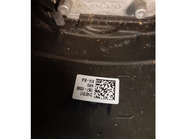 Volant Volvo S90, V90 2019 31407817