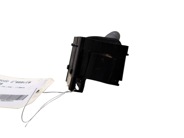 Ручка стеклоочистителей 6001551355 Dacia Logan I