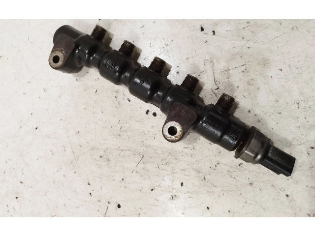 Топливная рампа 9654592680   Volvo V70  