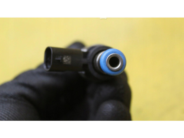 Vstřikovač 06C906036F Audi A8 S8 D4 4H