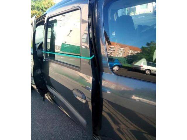 Ручка стеклоочистителей 6001551357 Dacia Logan I