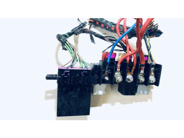 Pojistková skříňka 8l0941822, 5705000110 Volkswagen Golf IV 1998