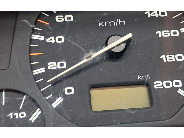 Přístrojová deska Volkswagen Caddy 1997 87001323