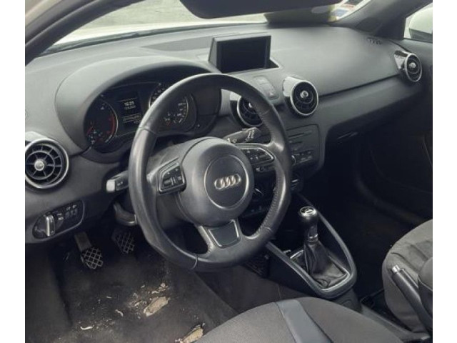 Блок управления климат-контролем    Audi A1