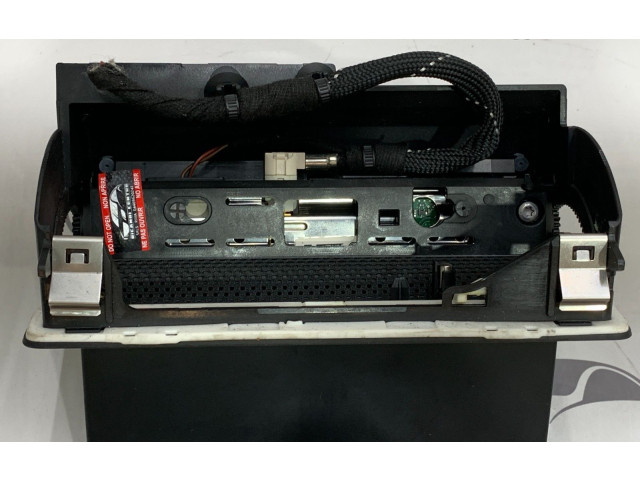 Дисплей    8X0919603, 8X0857273B   Audi A1