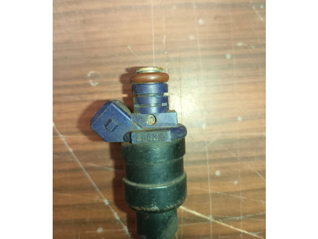 Vstřikovač 866313 Renault Megane I