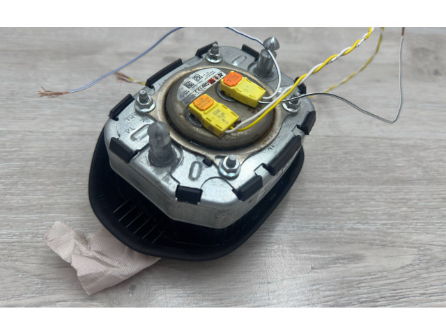 Подушка безопасности водителя Ferrari 296 GTB