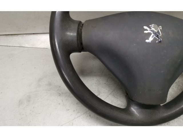 Руль Peugeot 107 2005 - 2014 года