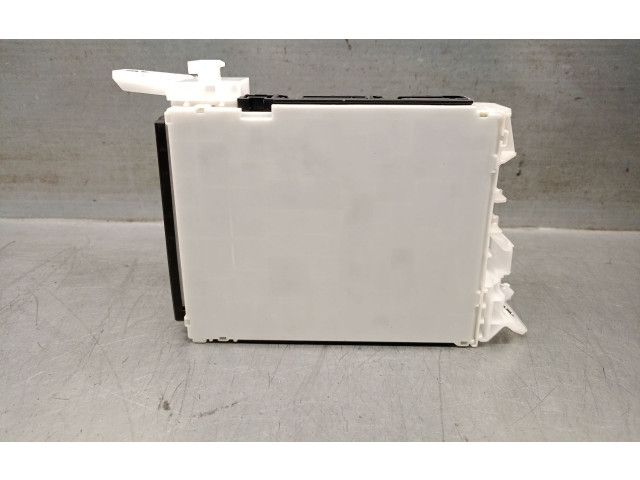 Pojistková skříňka Řídící jednotka BSM 8273052R90 Toyota Yaris 2024