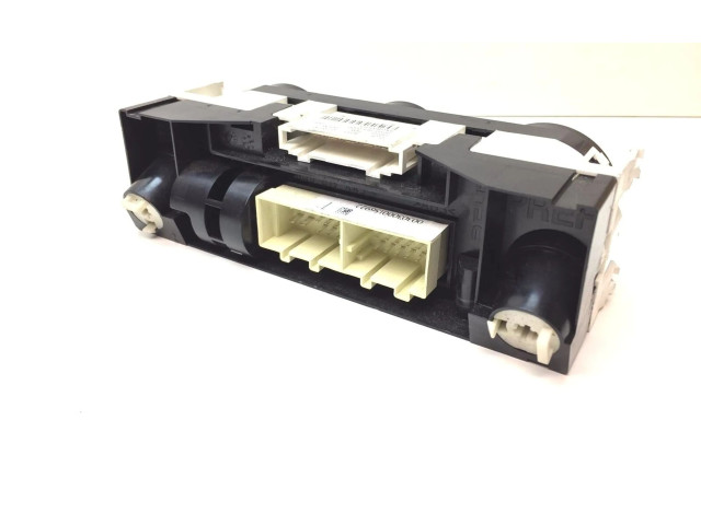 Блок управления климат-контролем 8X0819045B Audi A1