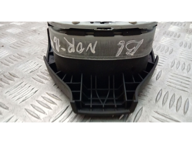 Подушка безопасности водителя 1K0880201AN   Volkswagen PASSAT B6