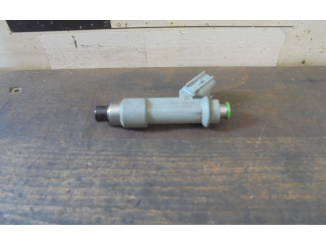 Форсунка 232500Q010, 052053001    Citroen C1  1KR-FE 