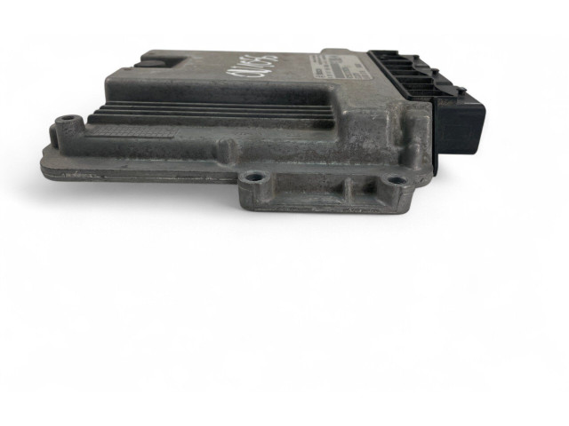 Блок управления двигателем ECU