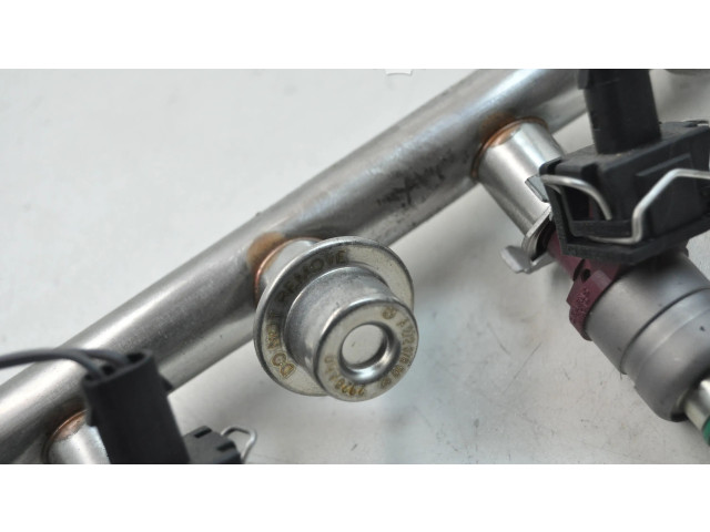 Vstřikovací lišta A2710780023 Mercedes-Benz C W204 M 271.950