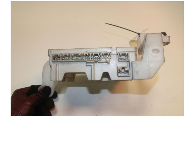 Блок предохранителей 82730-0H030-A Peugeot 108