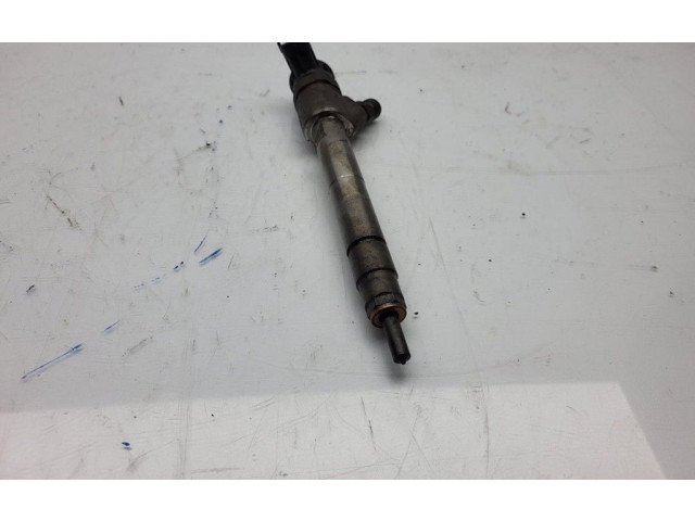 Форсунка 1637131380, 9828959880    Opel Combo E  D15DT(DV5RD) 