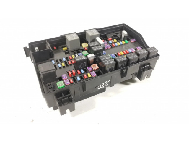 Блок предохранителей 16238DA Dodge Durango