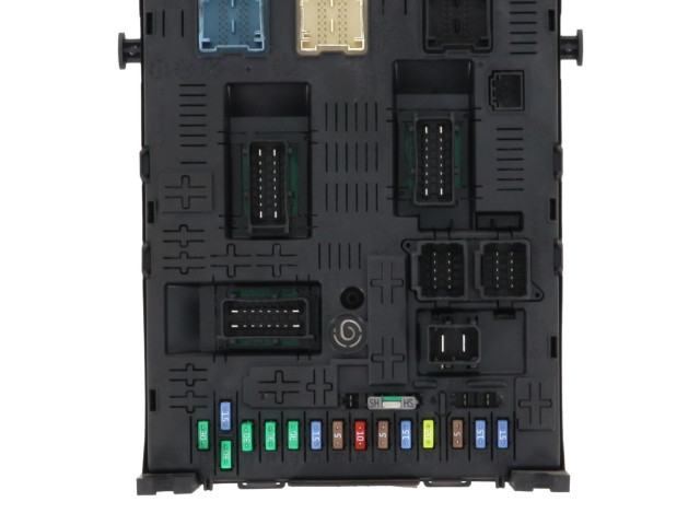 Pojistková skříňka 657064 Peugeot 3008 2010