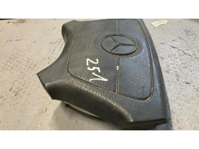 Подушка безопасности водителя 1404600068   Mercedes-Benz E W210