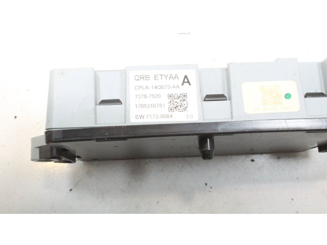 Блок предохранителей CPLA14Q073AA   Jaguar XE    