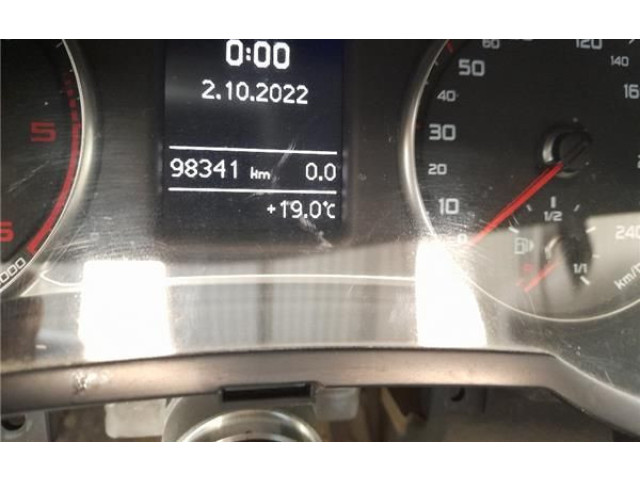 Панель приборов 8A920930F   Audi A1       