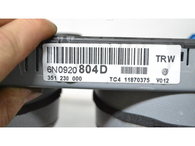 Přístrojová deska  Volkswagen Polo III 6N 6N2 6NF 2001   